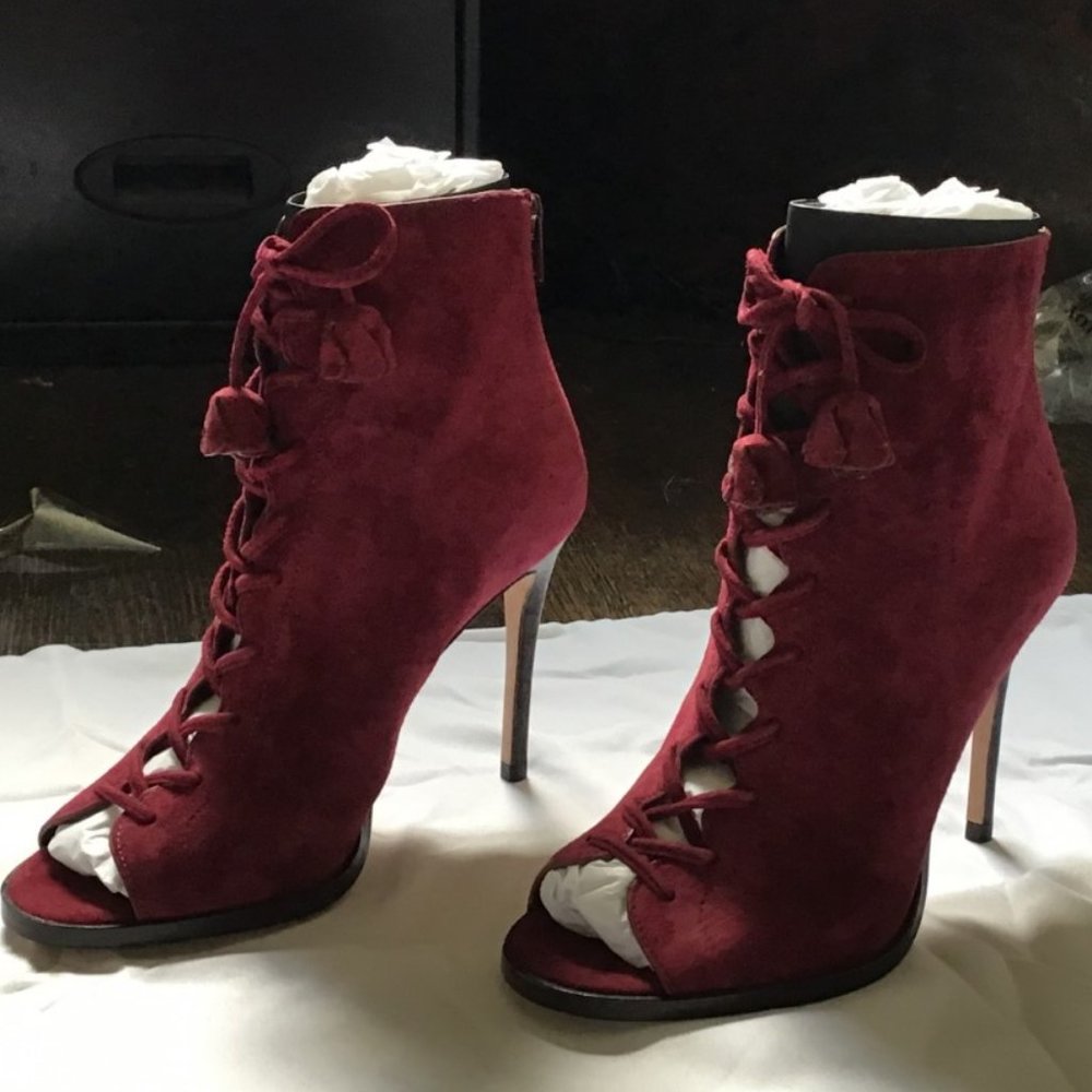 NWT Coach Heels, Lena Lux Seude, Maroon, Open Toed, Lace Up Size 8.5